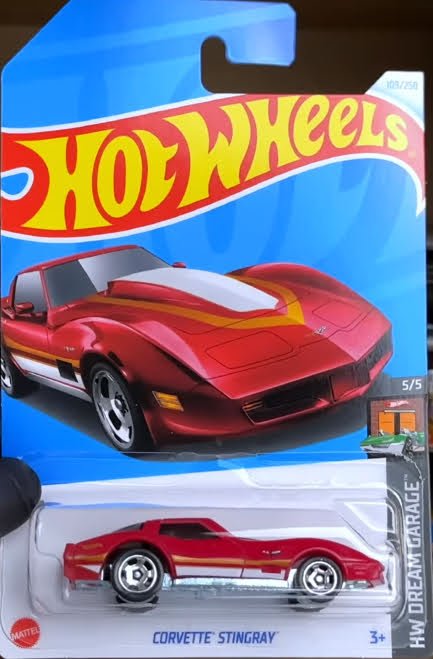 Corvette Stingray rojo